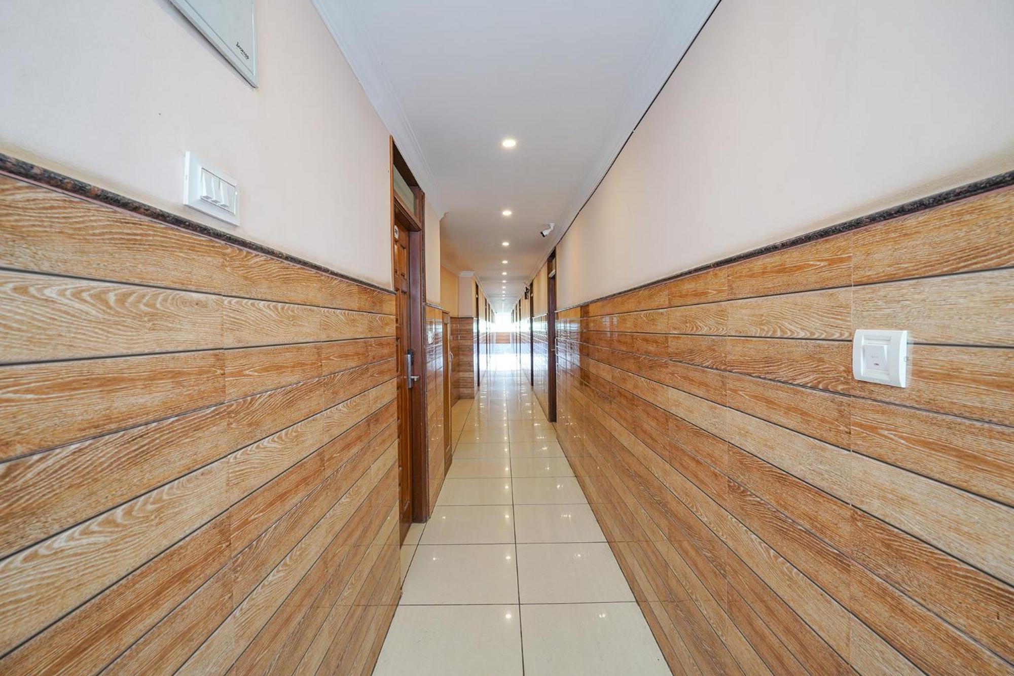 Fabhotel Bns Comforts Bangalore Bagian luar foto