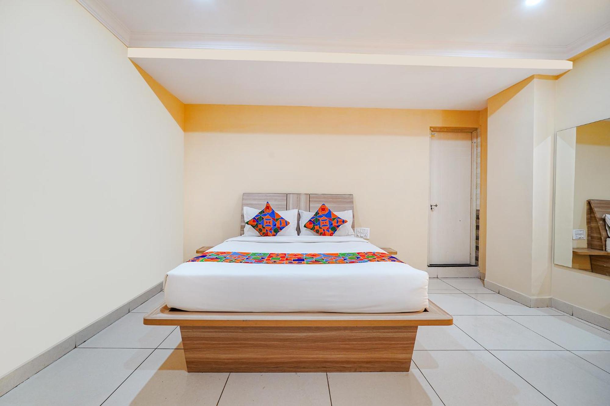 Fabhotel Bns Comforts Bangalore Bagian luar foto