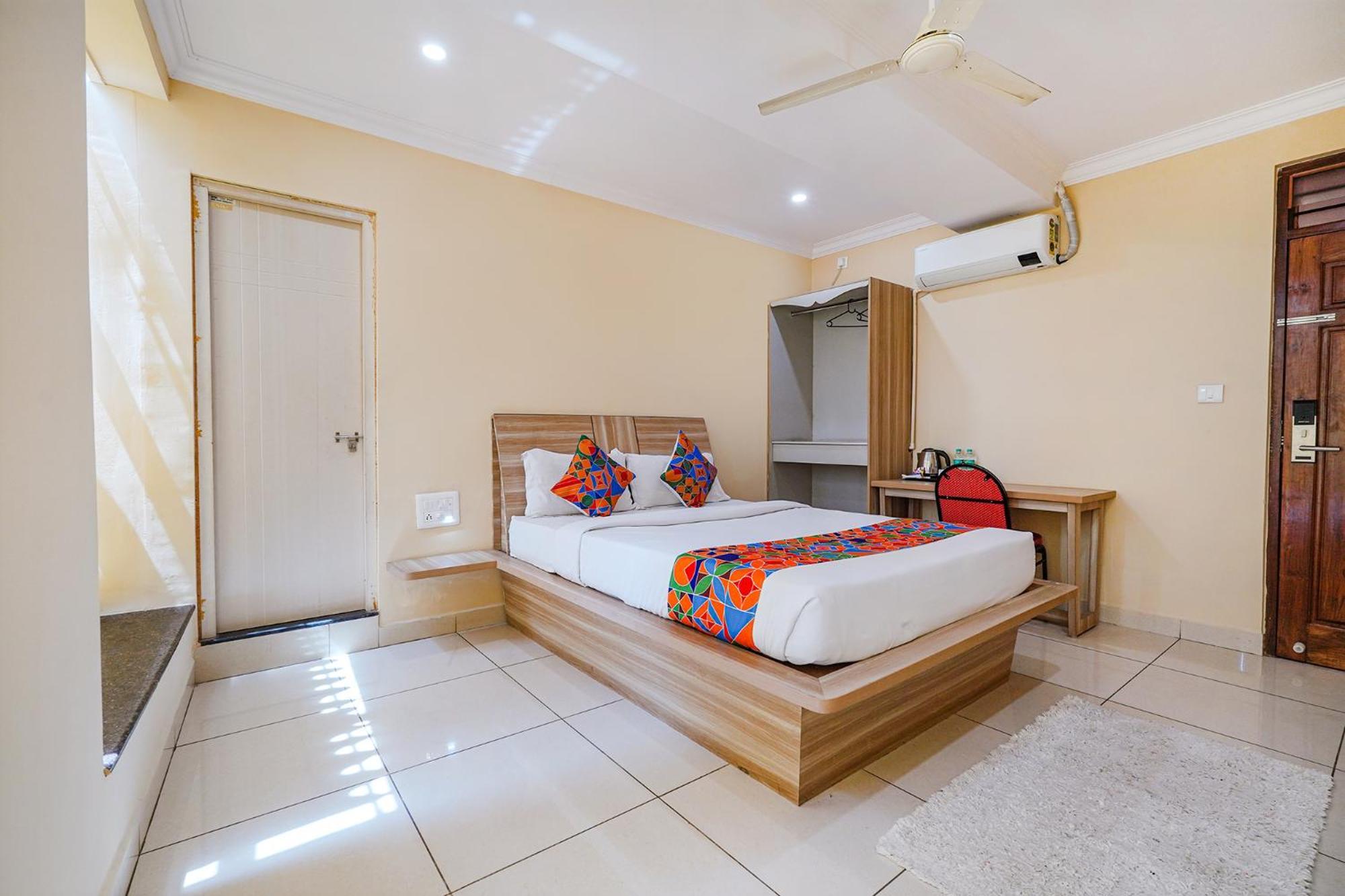 Fabhotel Bns Comforts Bangalore Bagian luar foto